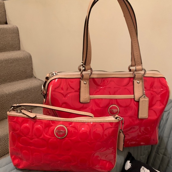 Coach Red/Tan Peyton embossed patent leather bags - Picture 1 of 5